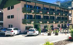 Hotel Zeni